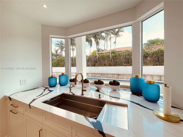 7233 SW 122nd Pl, Miami, FL 33183