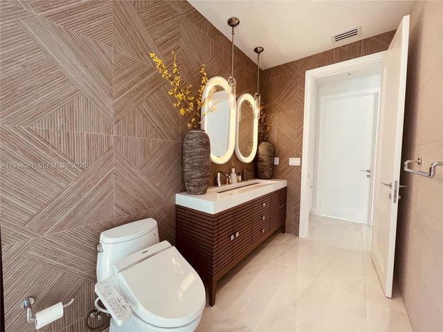 7233 SW 122nd Pl, Miami, FL 33183