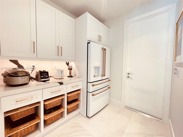 7233 SW 122nd Pl, Miami, FL 33183