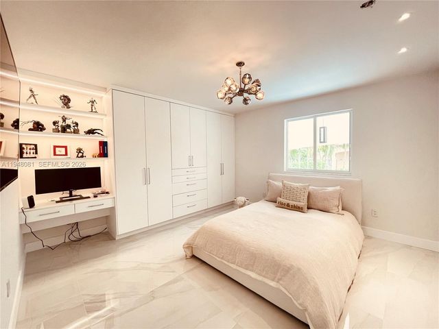 7233 SW 122nd Pl, Miami, FL 33183