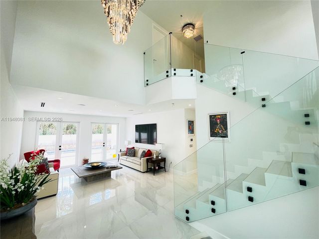 7233 SW 122nd Pl, Miami, FL 33183