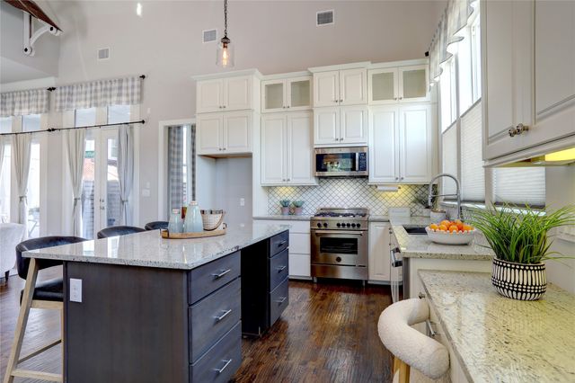 1733 G Avenue, Plano, TX 75074