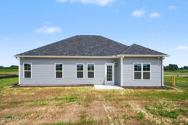 57 Tuscarora Drive, La Grange, NC 28551