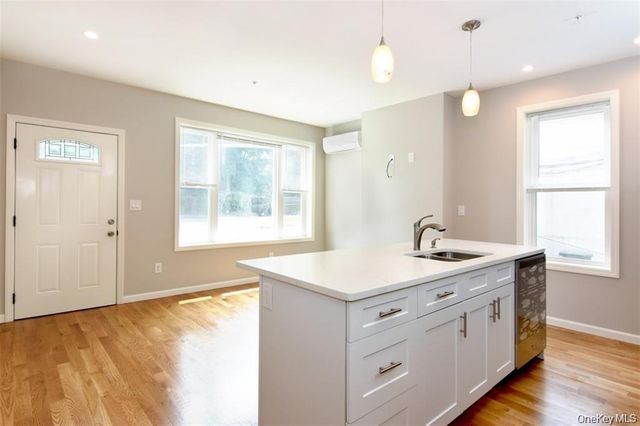 401 Ashford Avenue, Dobbs Ferry, NY 10522