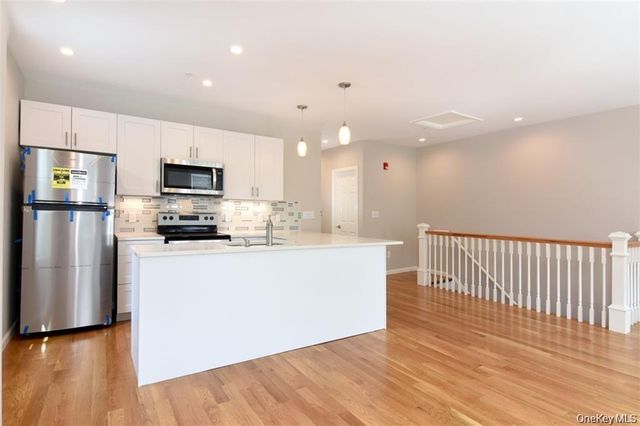 401 Ashford Avenue, Dobbs Ferry, NY 10522