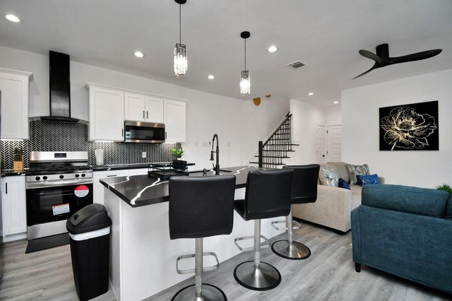 6531 Rosemary Lane A, Houston, TX 77016