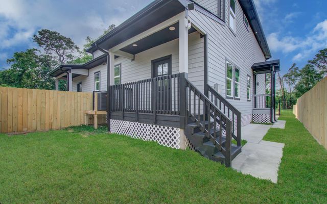 6531 Rosemary Lane A, Houston, TX 77016