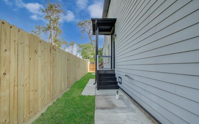 6531 Rosemary Lane A, Houston, TX 77016