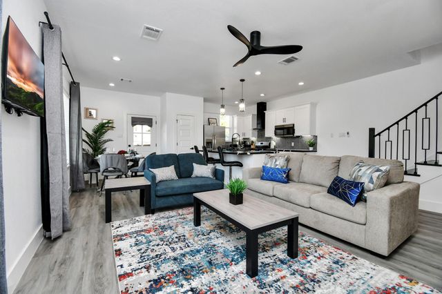 6531 Rosemary Lane A, Houston, TX 77016