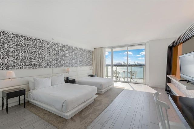 1100 W Ave 1012 1012, Miami Beach, FL 33139