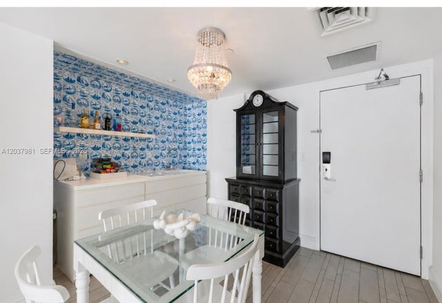 1100 W Ave 1012 1012, Miami Beach, FL 33139
