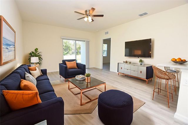 8383 MADRID STREET, Lakeland, FL 33810