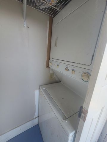 1006 Sealy Street, Galveston, TX 77550