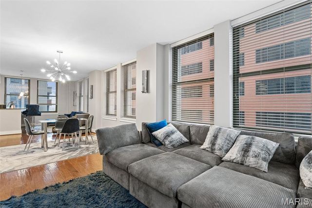 314 N Broadway 803, St Louis, MO 63102