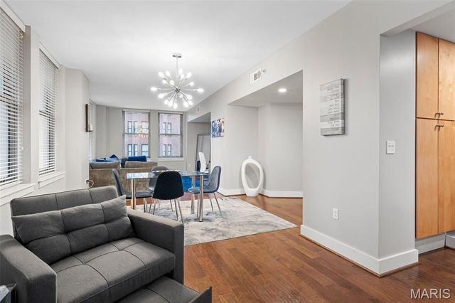 314 N Broadway 803, St Louis, MO 63102