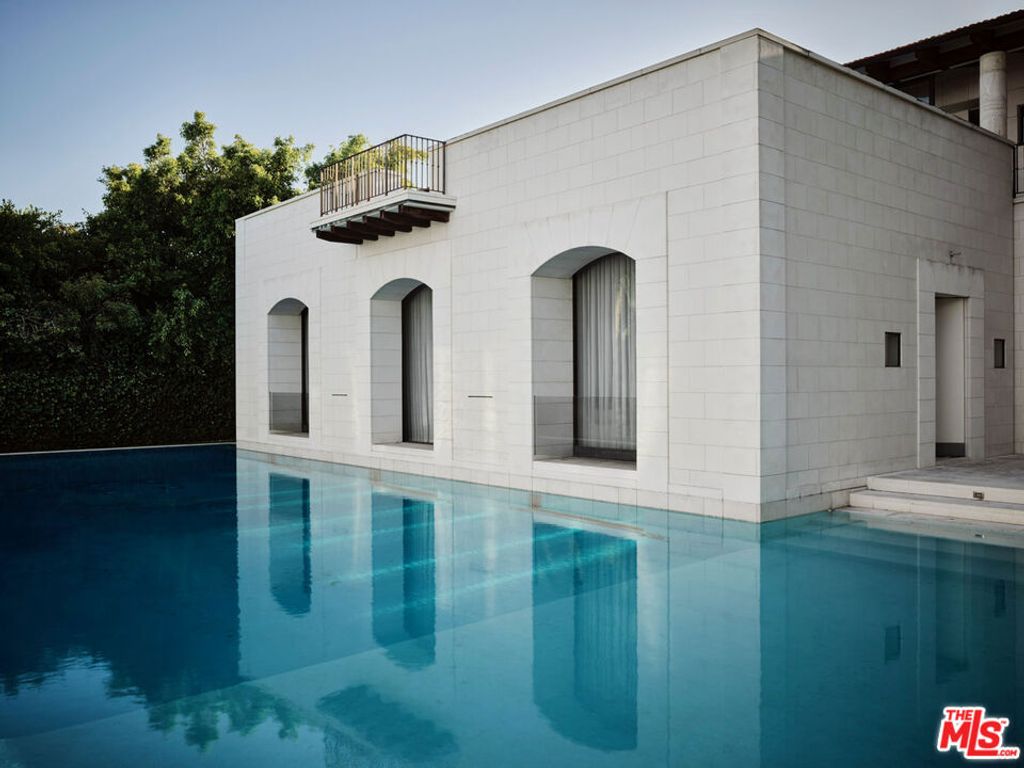 133 S Mapleton Drive, Los Angeles, CA 90024 — photo 4