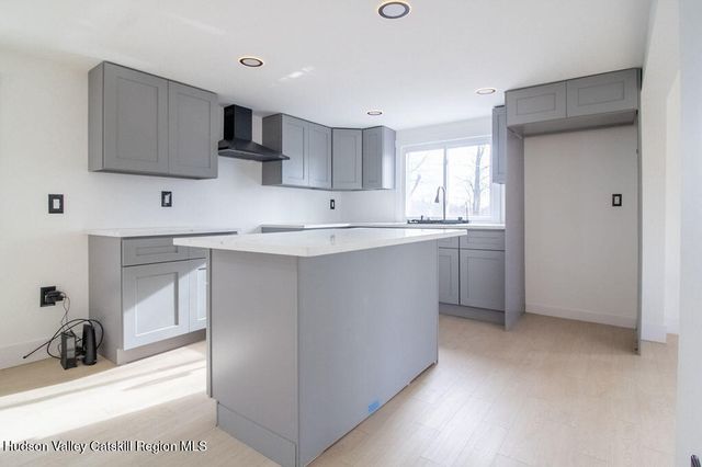 1732 Ulster Heights Road, Ellenville, NY 12428