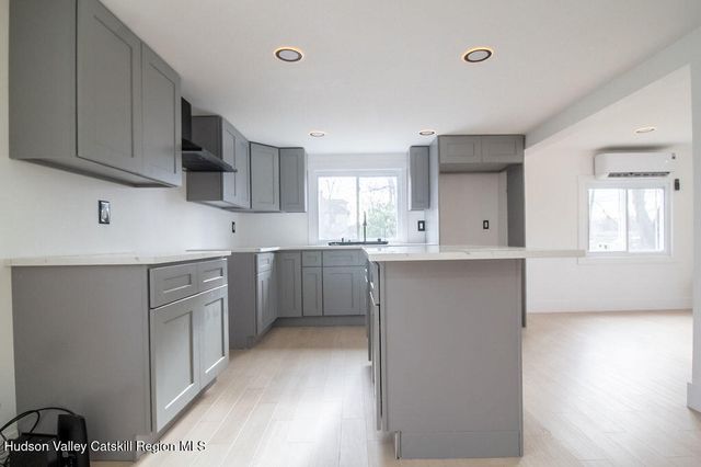 1732 Ulster Heights Road, Ellenville, NY 12428