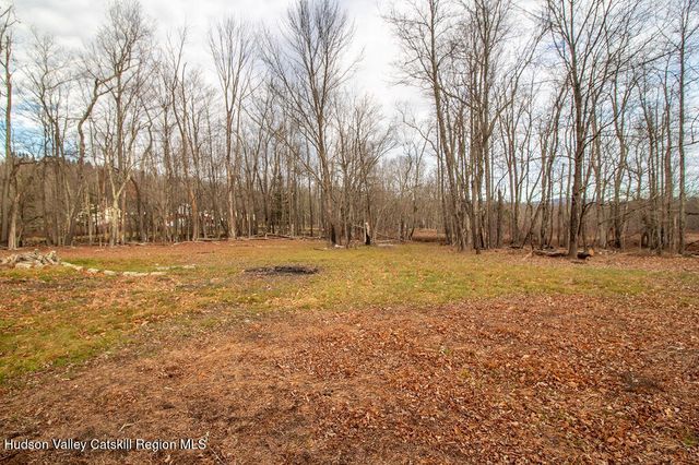 1732 Ulster Heights Road, Ellenville, NY 12428