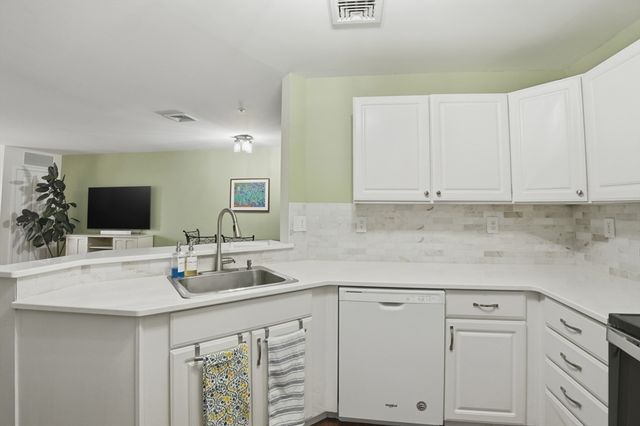 30 Franklin Street 221, Malden, MA 02148