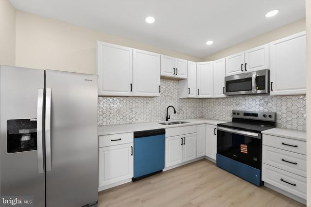 600 W 20TH ST, Wilmington, DE 19802
