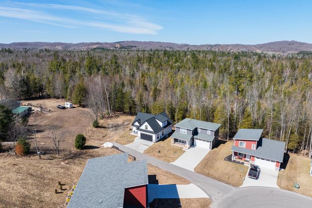 9276 S Flaska Drive, Solon Twp, MI 49621