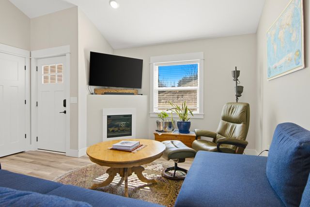 9276 S Flaska Drive, Solon Twp, MI 49621