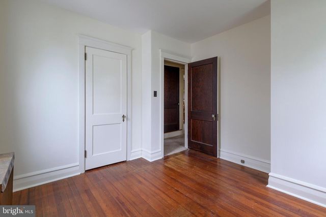 220 S 5TH ST, Oxford, PA 19363