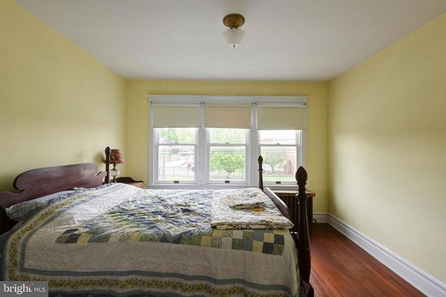 220 S 5TH ST, Oxford, PA 19363