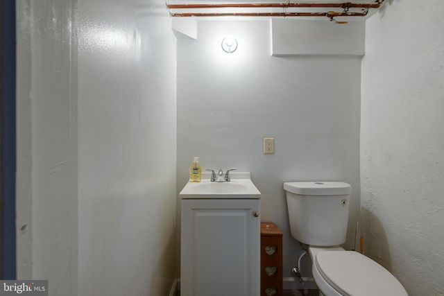 220 S 5TH ST, Oxford, PA 19363