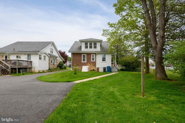 220 S 5TH ST, Oxford, PA 19363