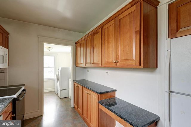 220 S 5TH ST, Oxford, PA 19363