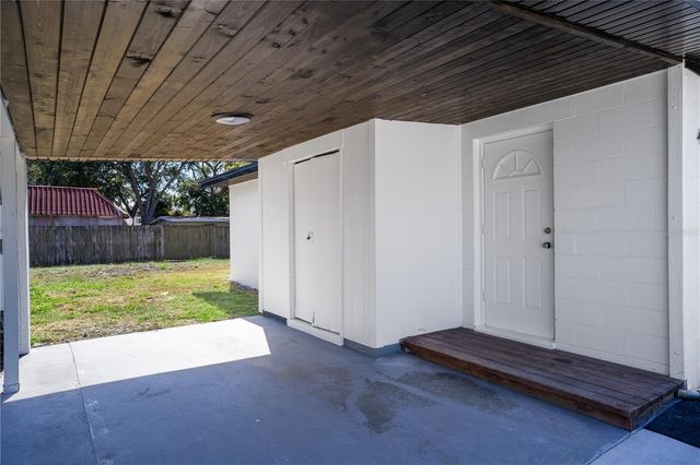 4110 W OLIVE STREET, Tampa, FL 33616