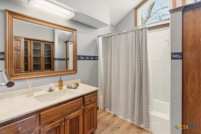 2400 Flite Acres Road, Wimberley, TX 78676