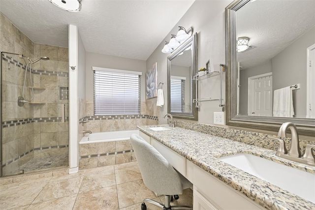 1912 Prairie Creek Drive, Pearland, TX 77581