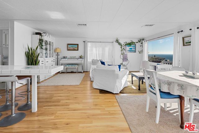 29500 Heathercliff 252, Malibu, CA 90265