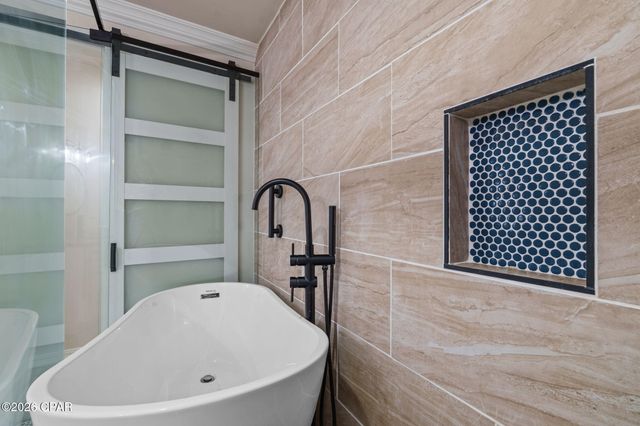 4409 Deer Point Cove Lane, Panama City, FL 32404