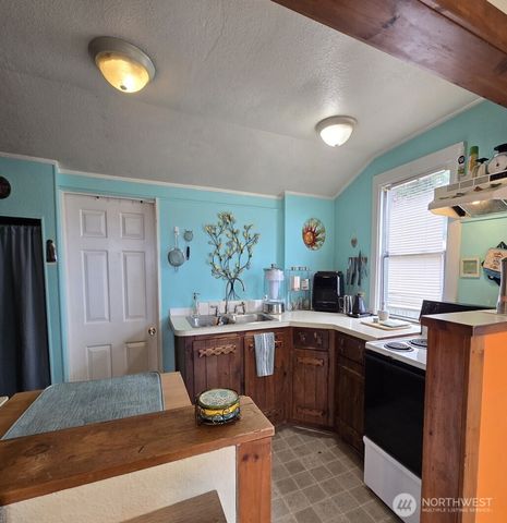 2254 Cedar Street, Port Orchard, WA 98366