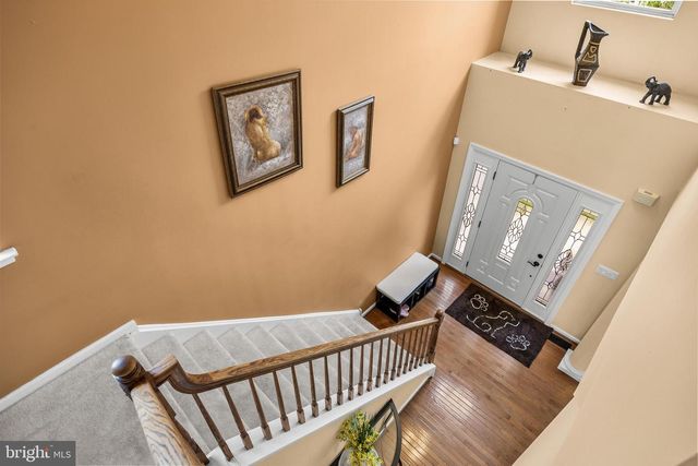 9 PADDOCK RD, Marlton, NJ 08053