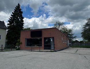 1916 Washington Street, Waukegan, IL 60085