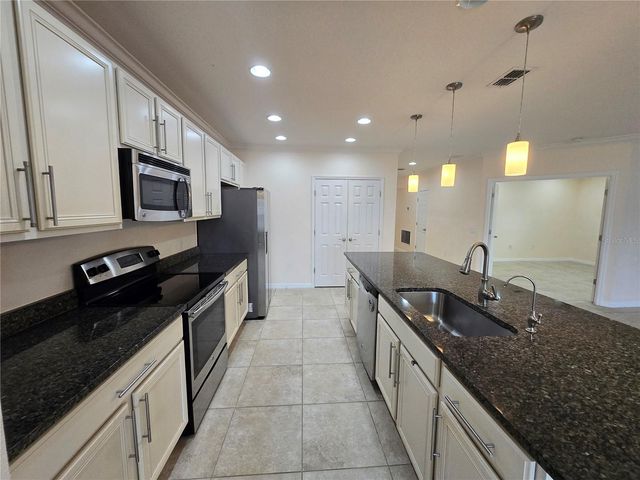 2246 WAUKEGAN DRIVE, Kissimmee, FL 34758