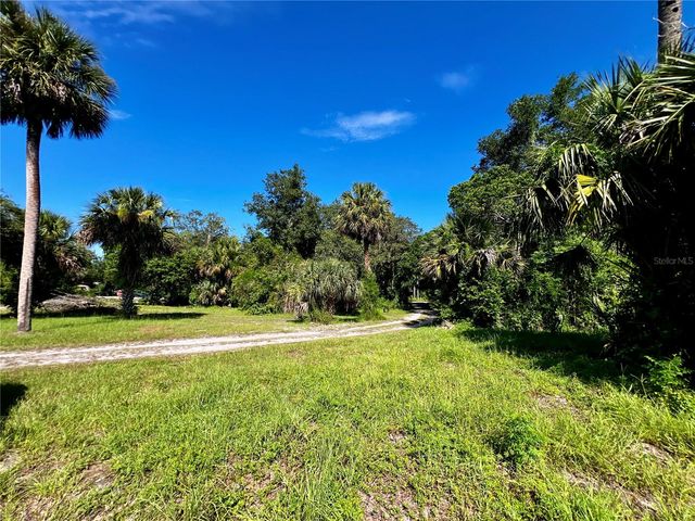 837 SNOW HILL ROAD, Geneva, FL 32732