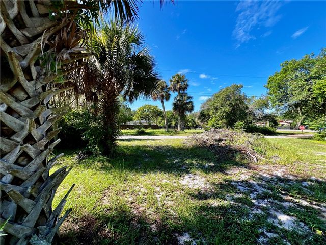 837 SNOW HILL ROAD, Geneva, FL 32732