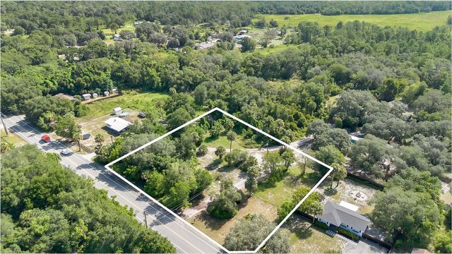 837 SNOW HILL ROAD, Geneva, FL 32732