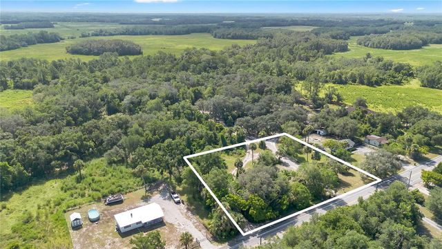 837 SNOW HILL ROAD, Geneva, FL 32732