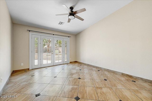 432 W SILVER CREEK Court, Gilbert, AZ 85233