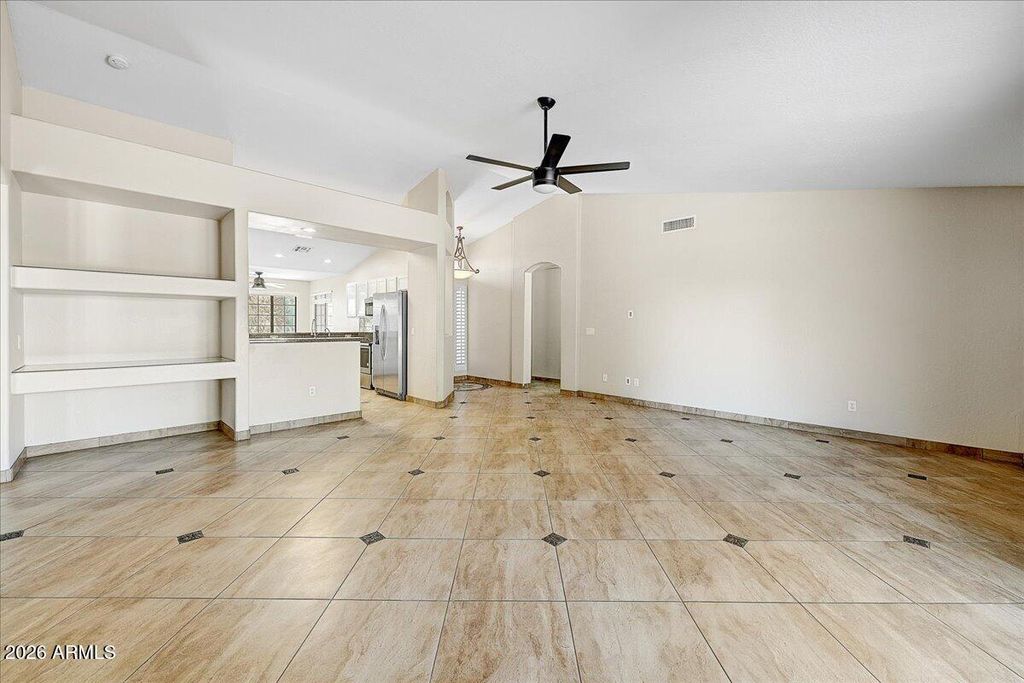 432 W SILVER CREEK Court, Gilbert, AZ 85233 — photo 4