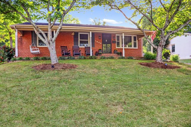 1044 Elmendorf Drive, Lexington, KY 40517