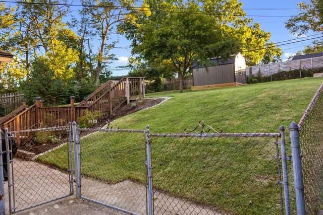 1044 Elmendorf Drive, Lexington, KY 40517
