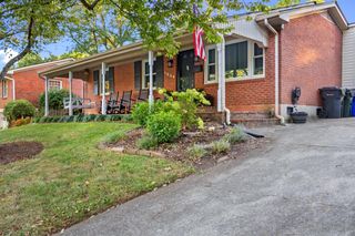 1044 Elmendorf Drive, Lexington, KY 40517